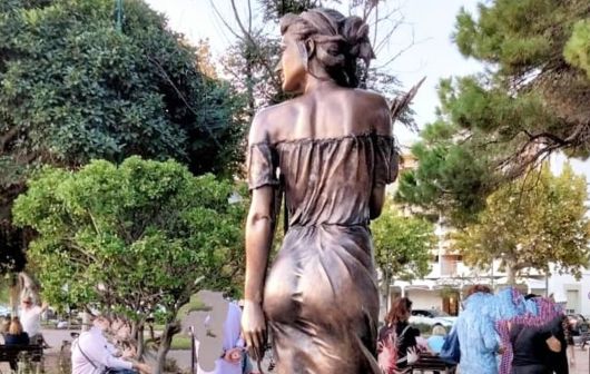La spigolatrice di Sapri in versione sexy